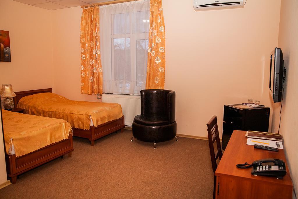 Hotel Gubernia à Kharkiv Extérieur photo
