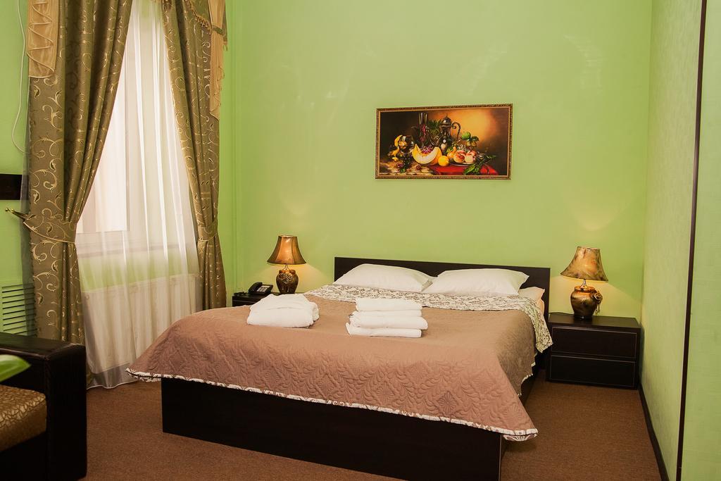 Hotel Gubernia à Kharkiv Extérieur photo